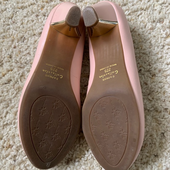 Pink middle heels - Picture 3 of 3